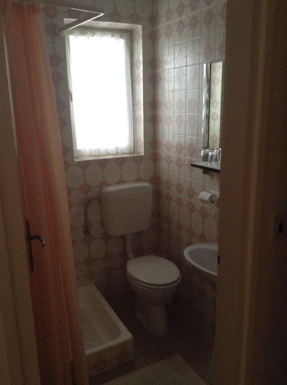 Apartment Biserka Barbat na Rabu Luaran gambar