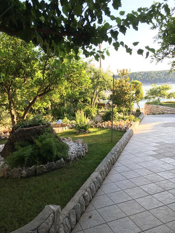Apartment Biserka Barbat na Rabu Luaran gambar