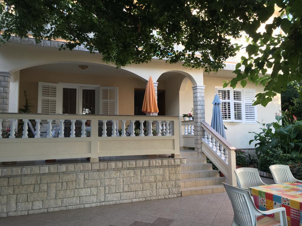 Apartment Biserka Barbat na Rabu Luaran gambar