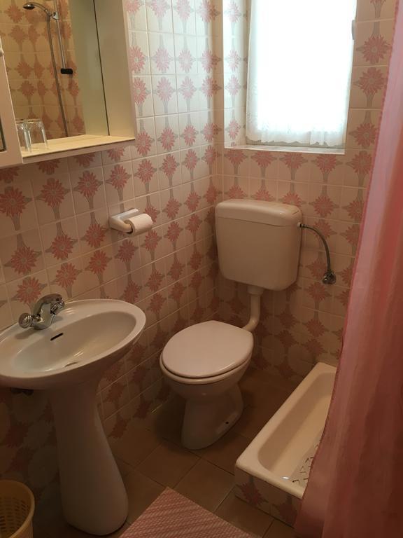 Apartment Biserka Barbat na Rabu Luaran gambar