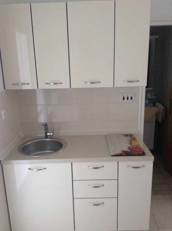Apartment Biserka Barbat na Rabu Luaran gambar