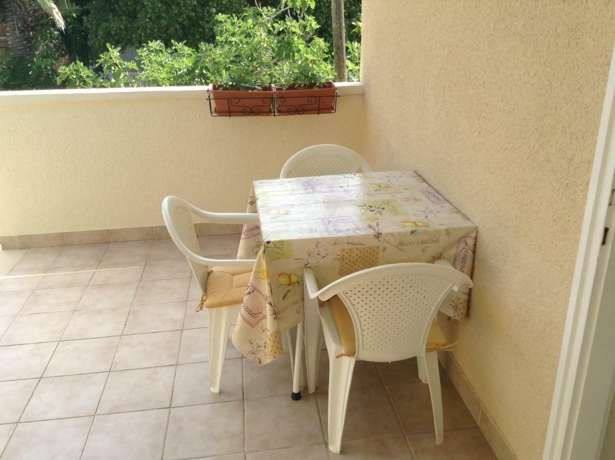 Apartment Biserka Barbat na Rabu Luaran gambar
